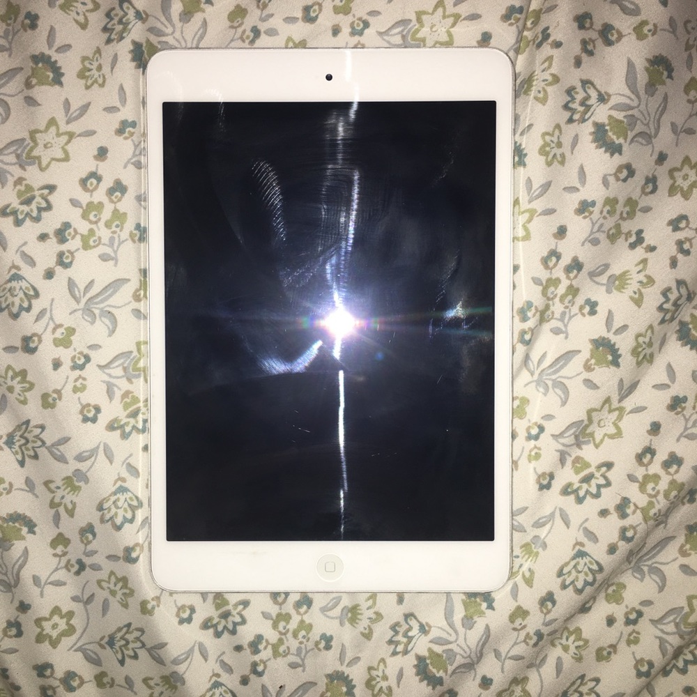 Generation 1 IPad mini 16GB